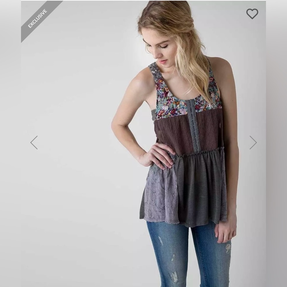Buckle Pieced Henley tank top size small
